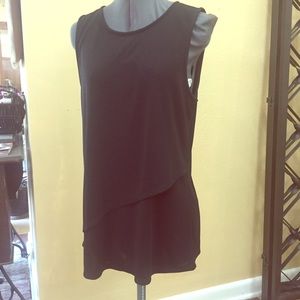 Liz Claiborne sleeveless tiered top. Black. Med
